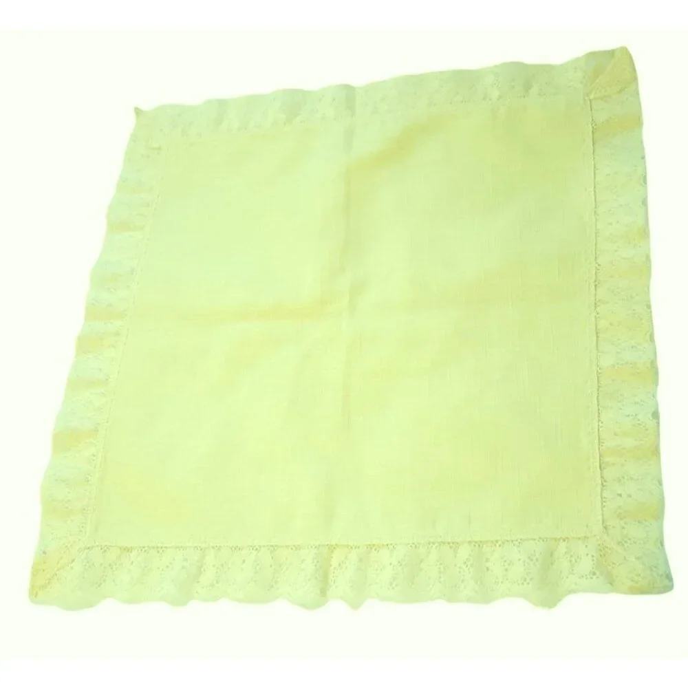 Set of 4 Vintage Lace Trim Linen Cloth‎ Napkins Pale Yellow 16